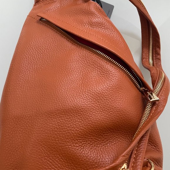 Made In Italy Leather Sling Backpack from VALENTINA - Picture 5 of 9